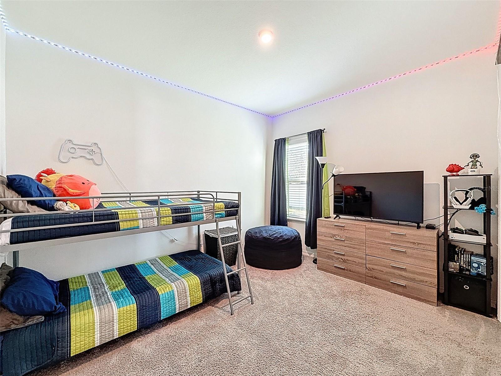 ROYAL HIGHLANDS - Residential