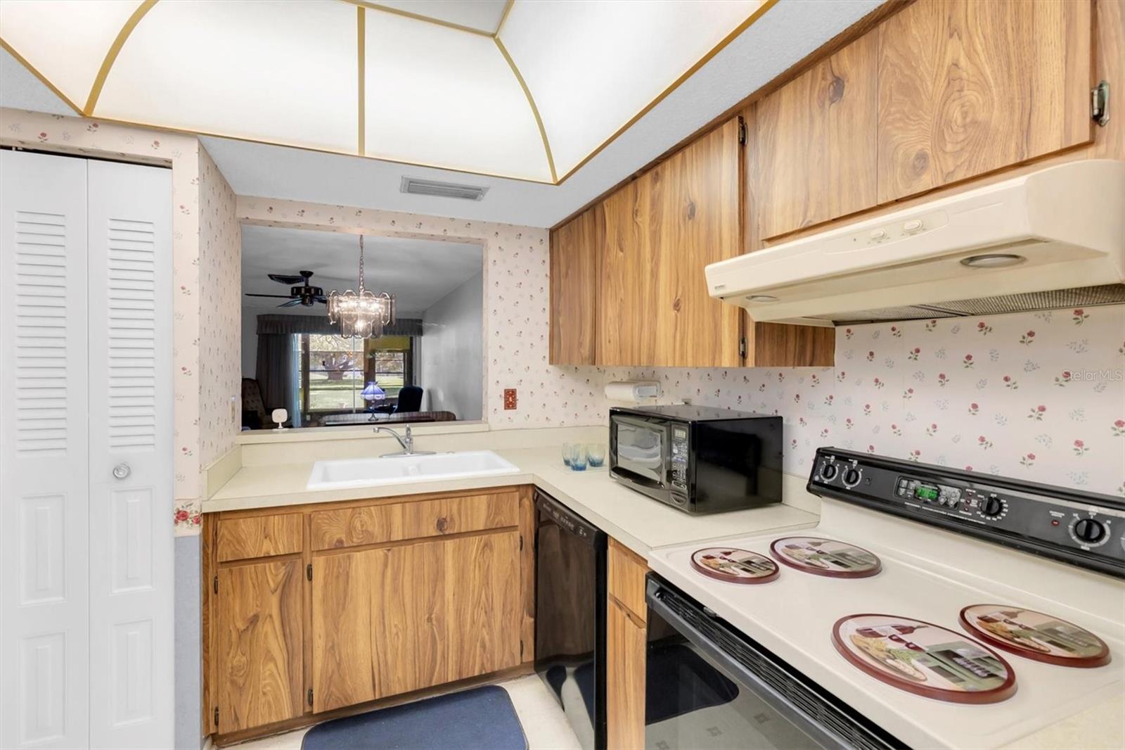 TIMBER OAKS FAIRWAY VILLAS - Residential