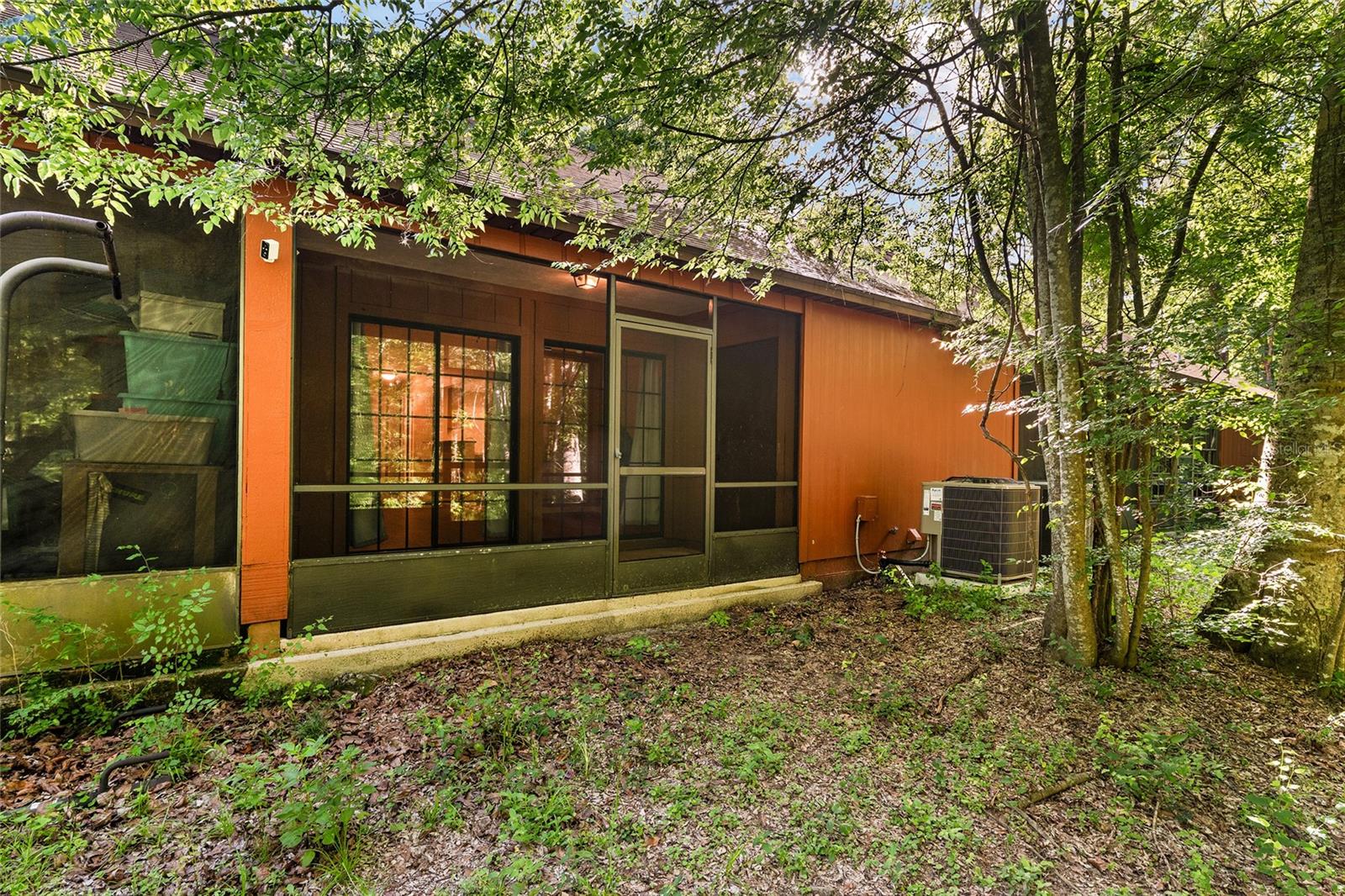 ROCKWOOD VILLAS - Residential