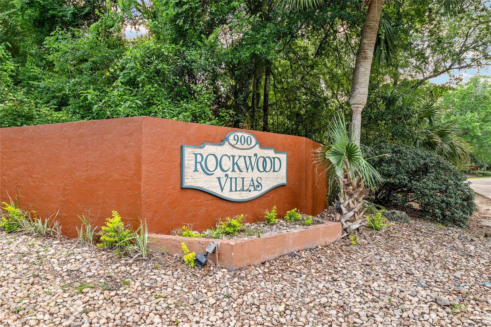 ROCKWOOD VILLAS - Residential