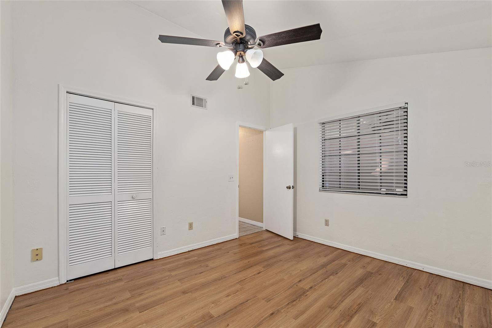 ROCKWOOD VILLAS - Residential
