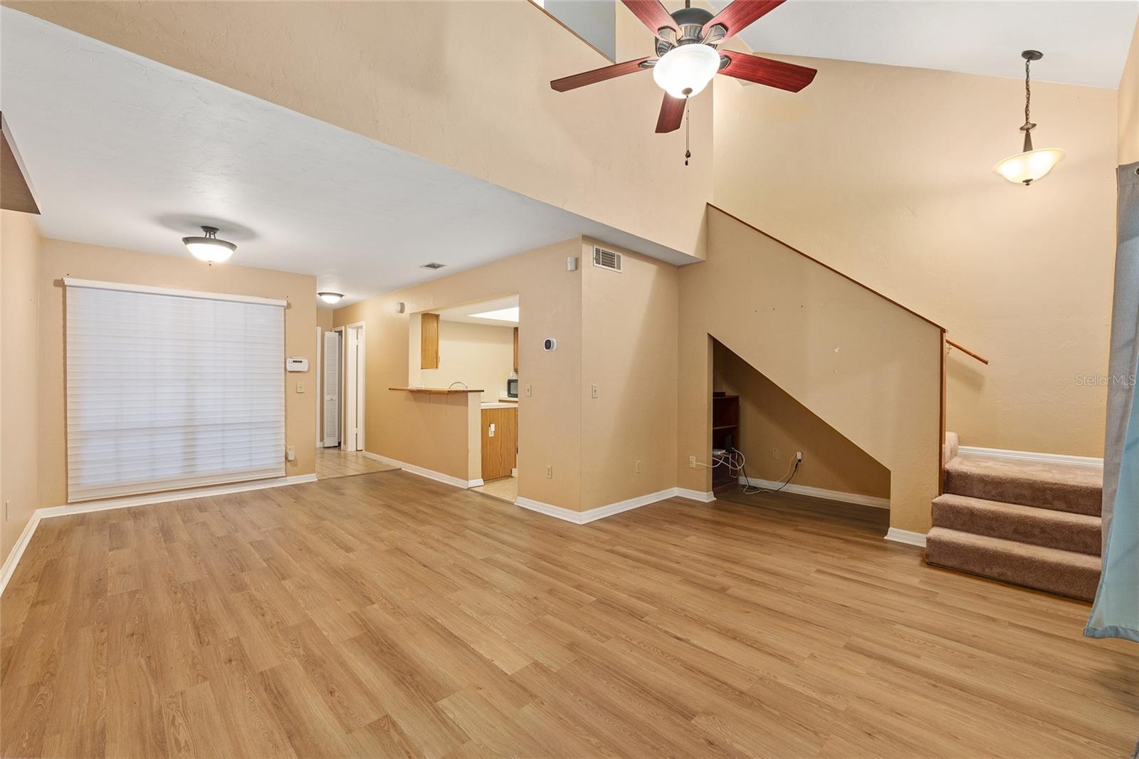 ROCKWOOD VILLAS - Residential