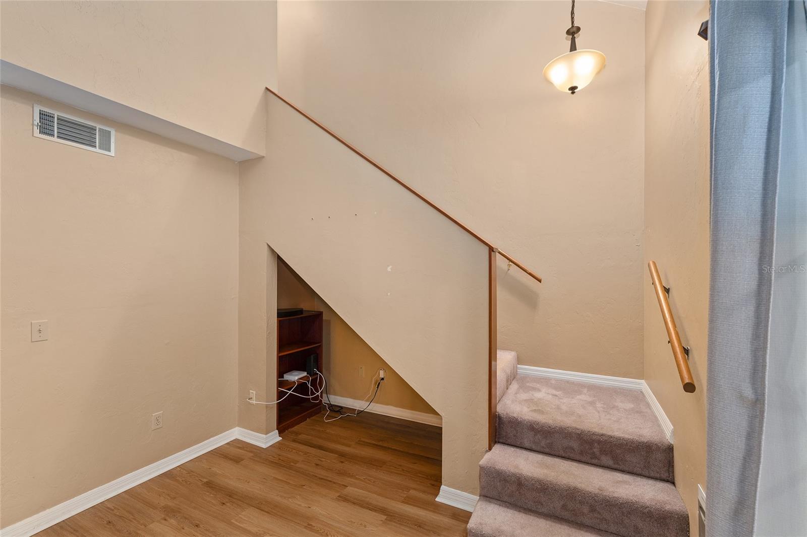 ROCKWOOD VILLAS - Residential