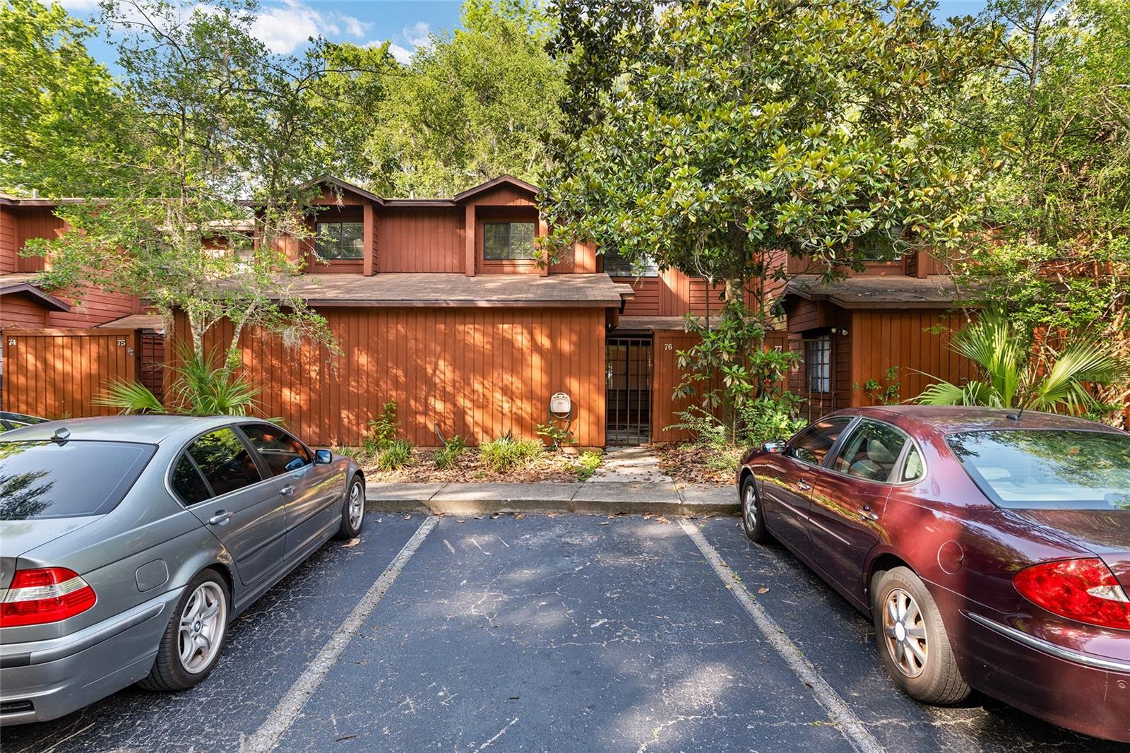 ROCKWOOD VILLAS - Residential