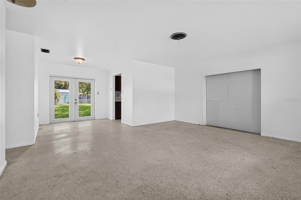Photo of 4923 Brookmeade Drive, Sarasota, FL 34232 (MLS # A4702860)