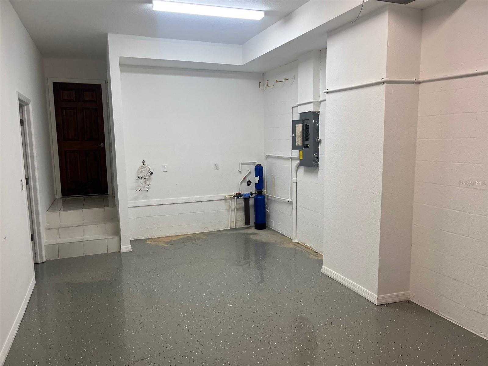 MIRABELLA TWNHMS SUB - Residential Lease