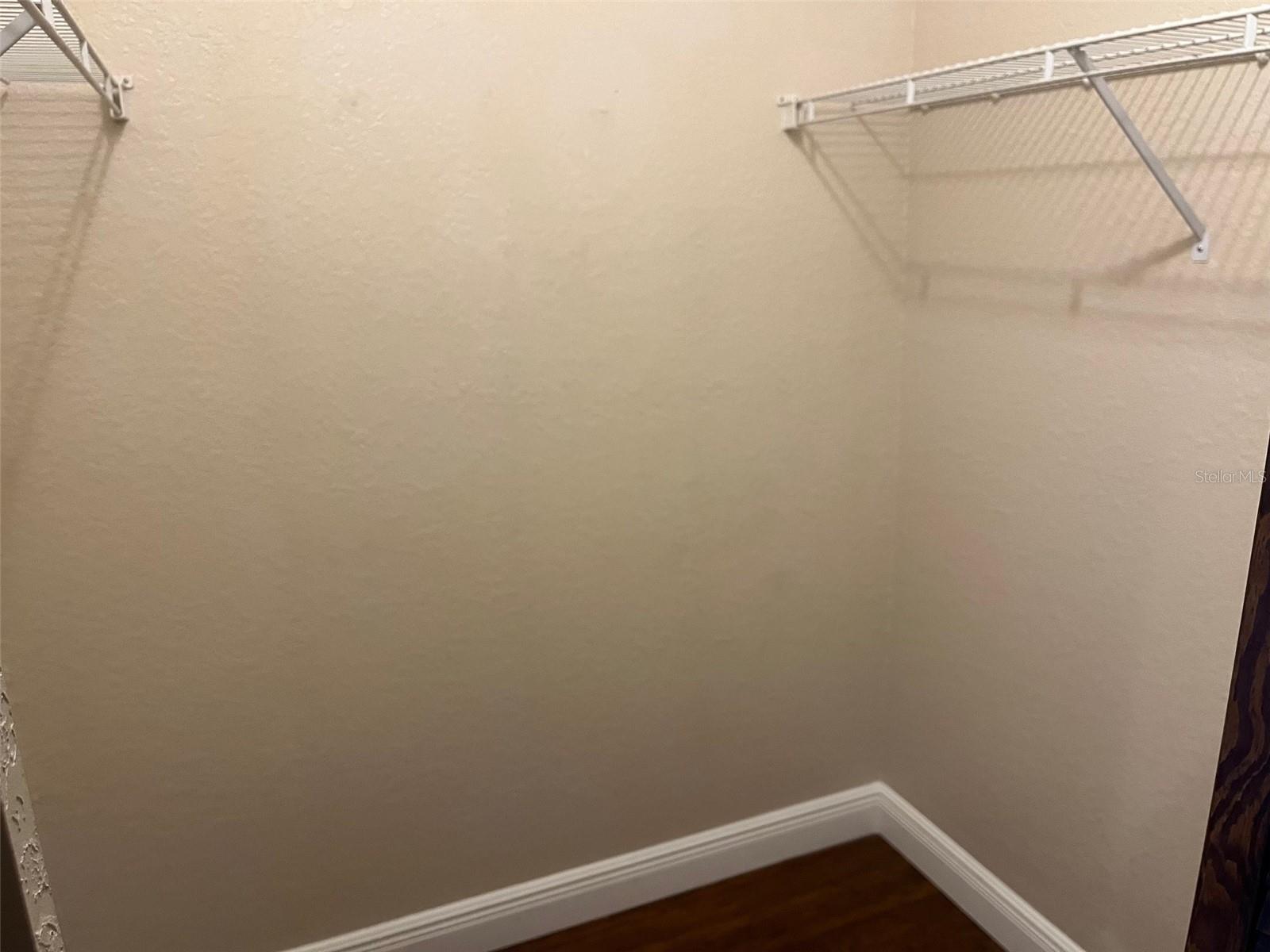 MIRABELLA TWNHMS SUB - Residential Lease