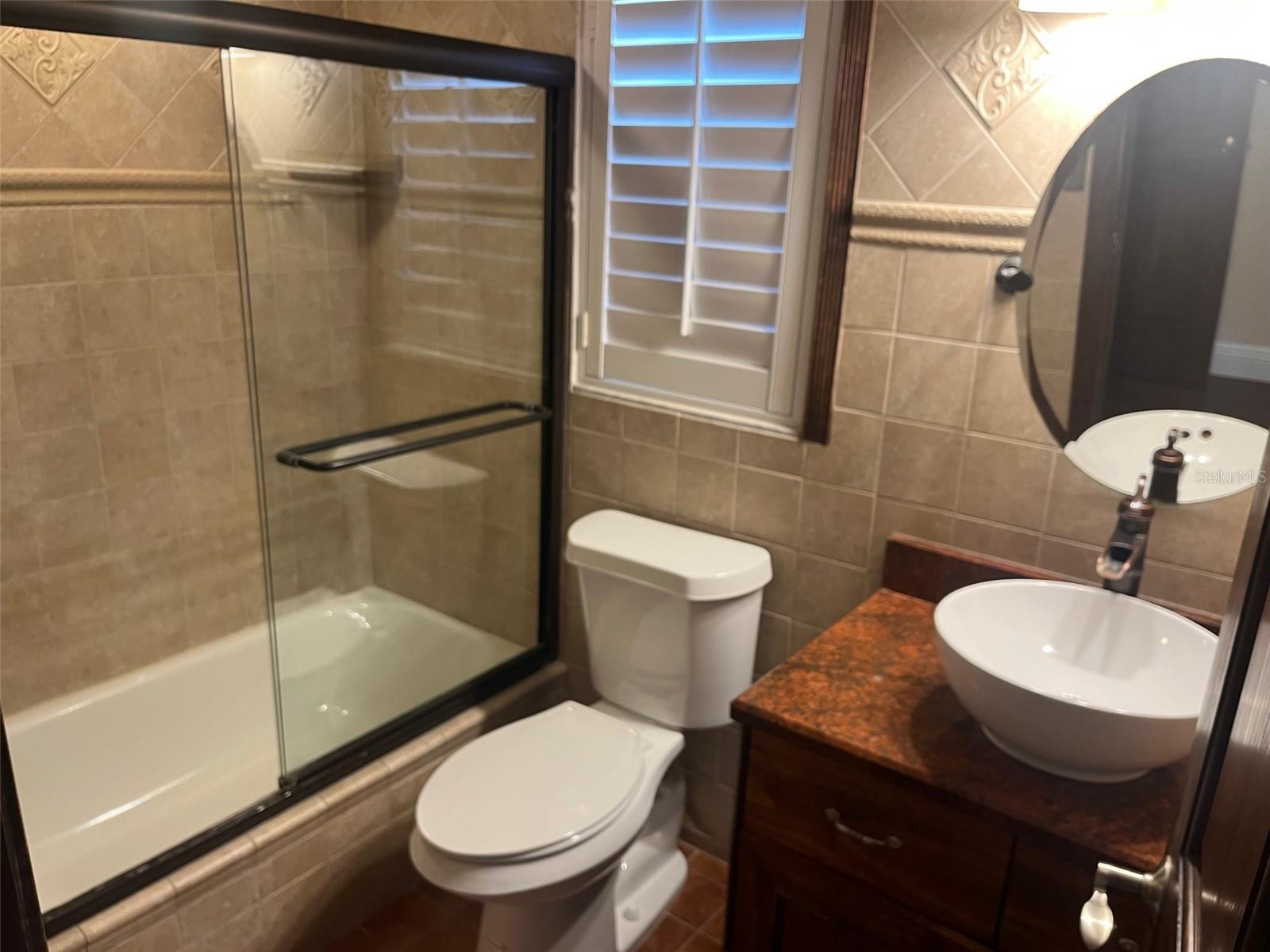 MIRABELLA TWNHMS SUB - Residential Lease