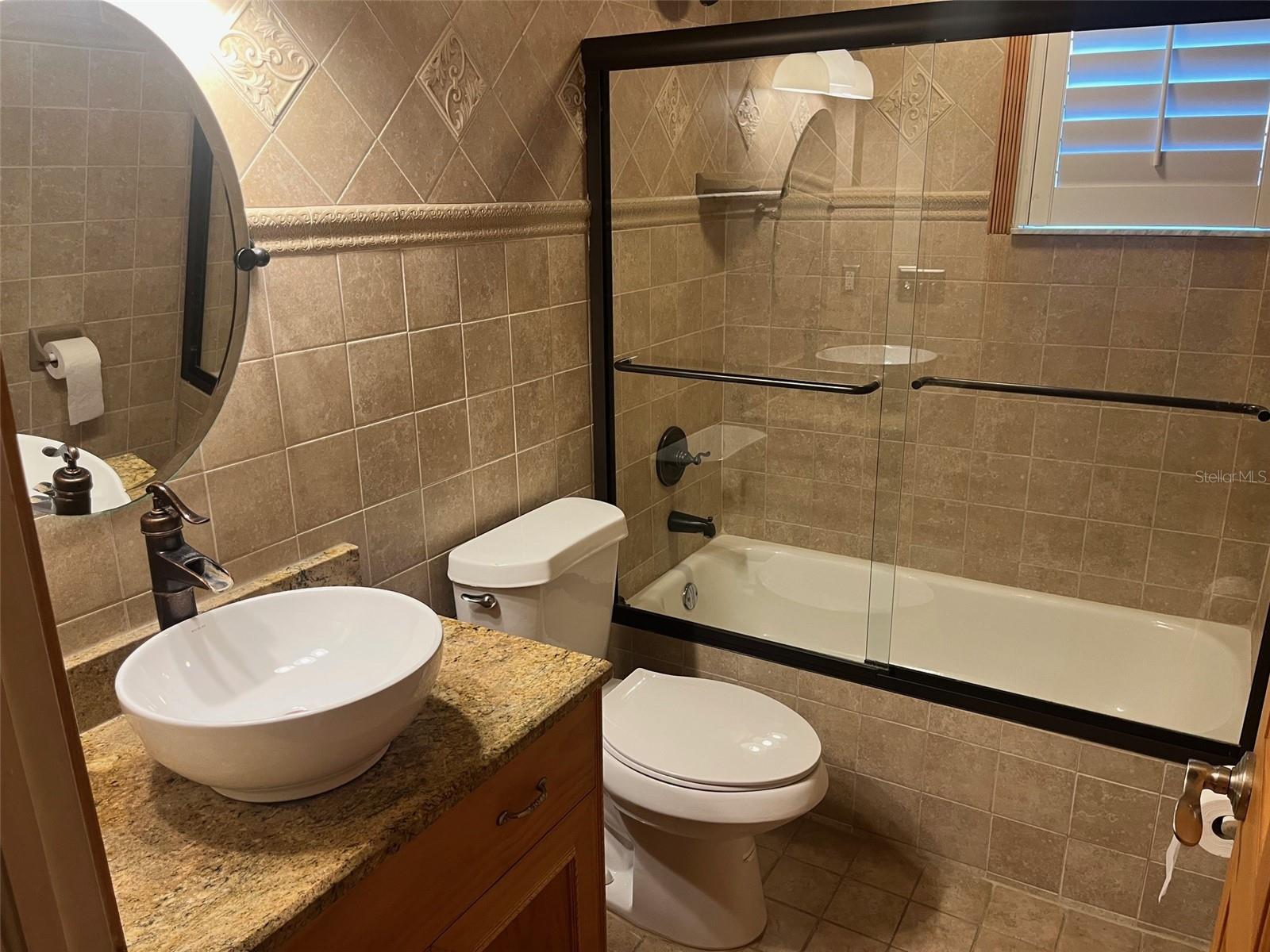 MIRABELLA TWNHMS SUB - Residential Lease