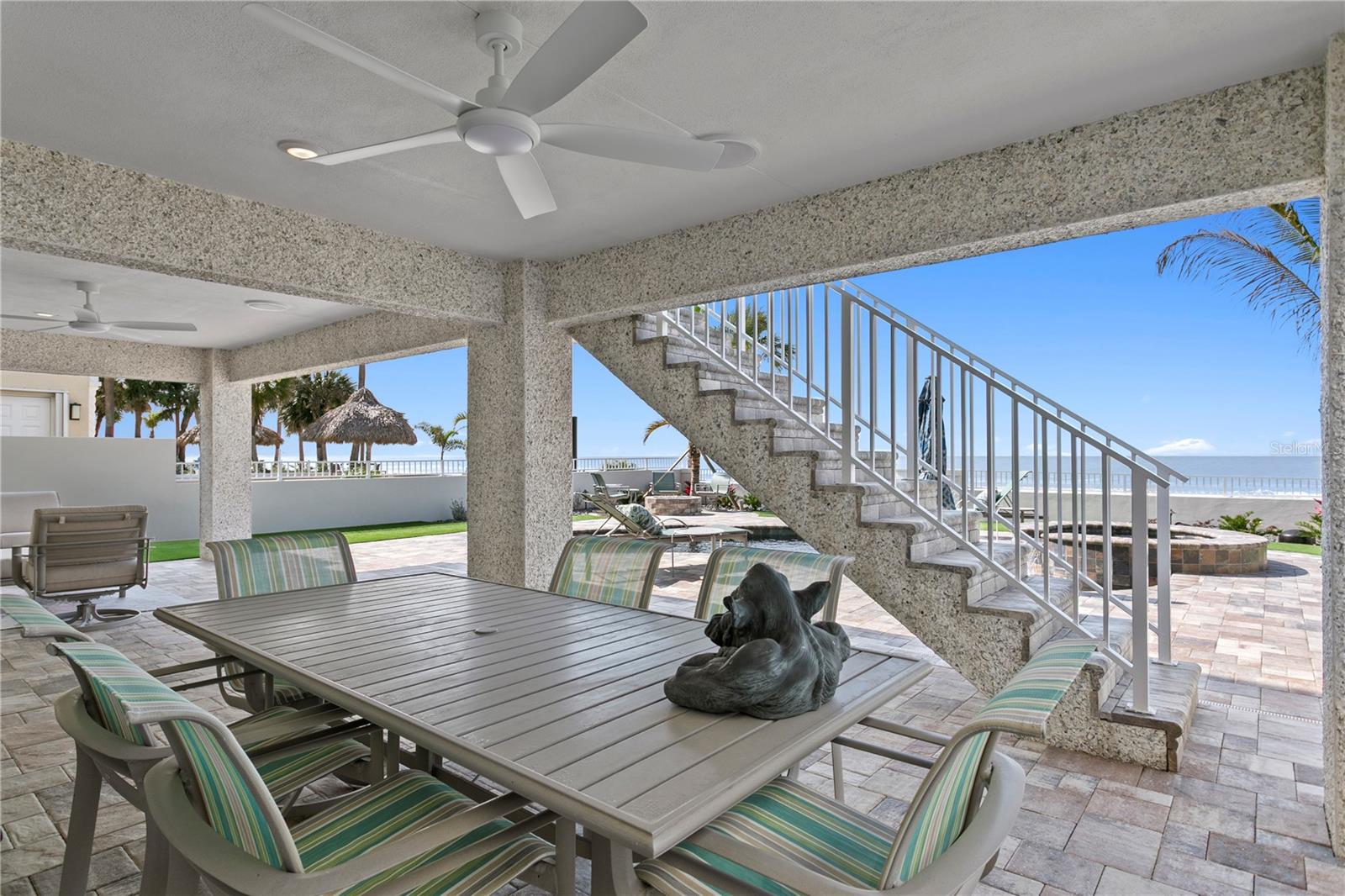 LONE PALM BEACH 1ST ADD - Residential