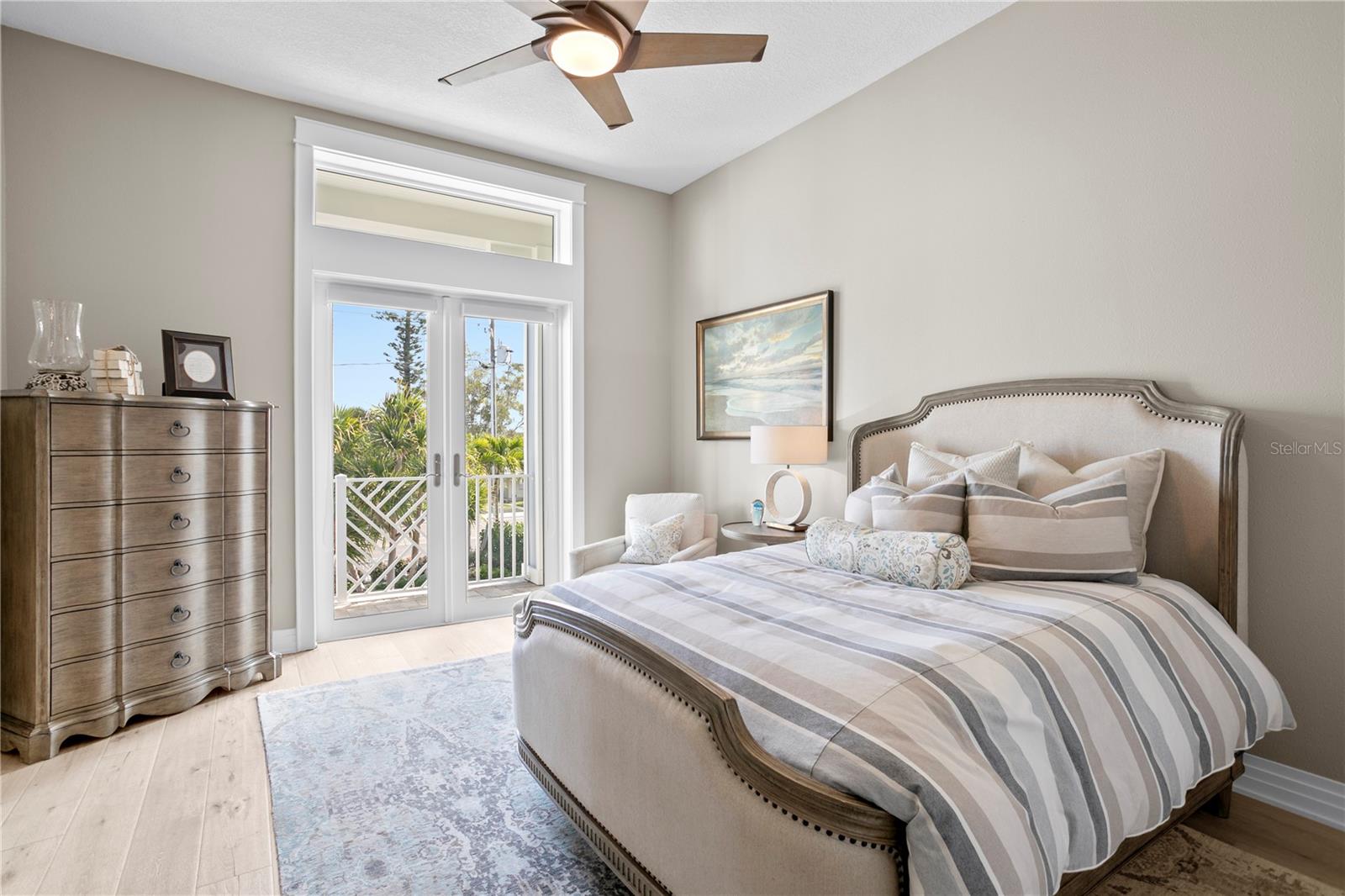 LONE PALM BEACH 1ST ADD - Residential