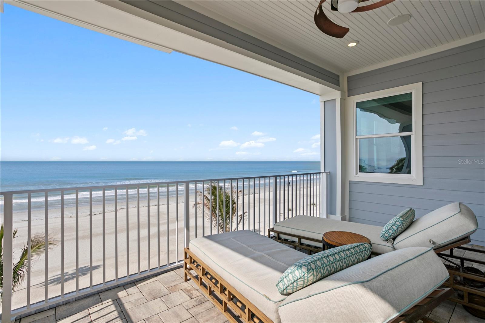 LONE PALM BEACH 1ST ADD - Residential