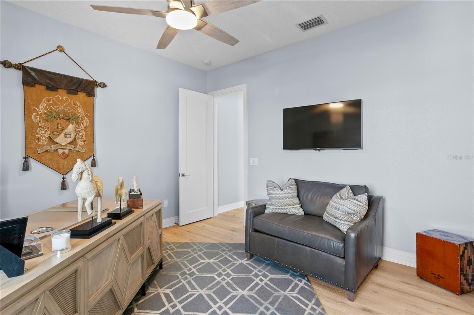 LONE PALM BEACH 1ST ADD - Residential