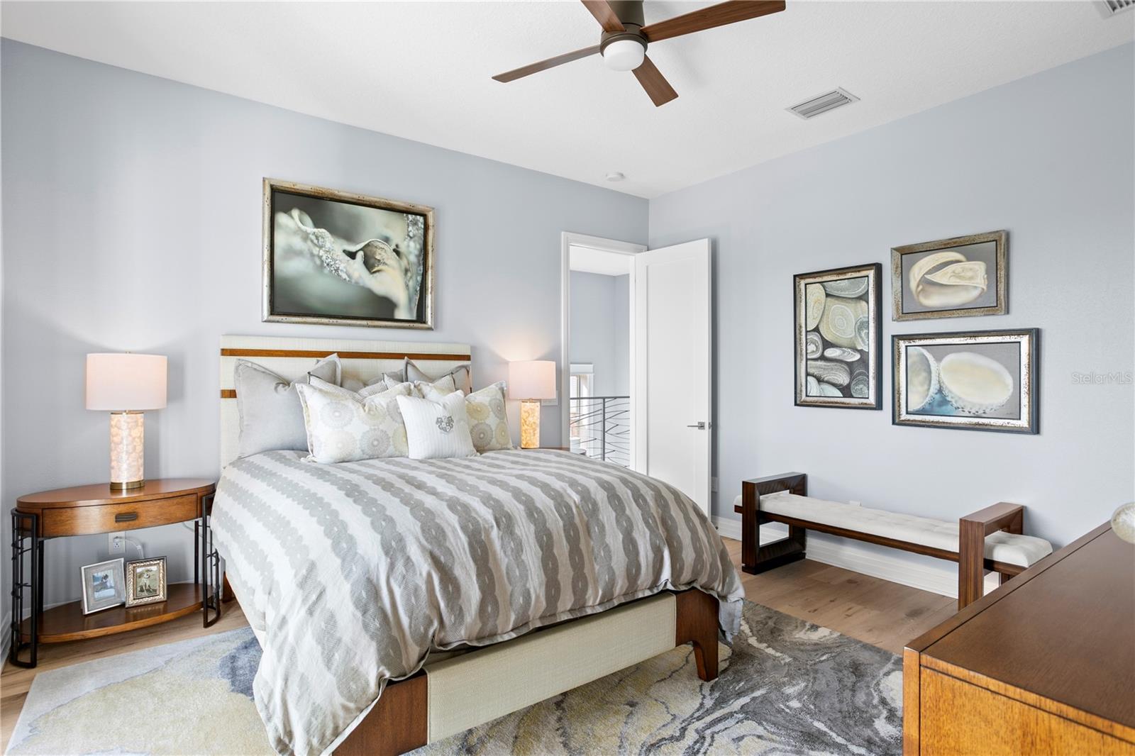 LONE PALM BEACH 1ST ADD - Residential