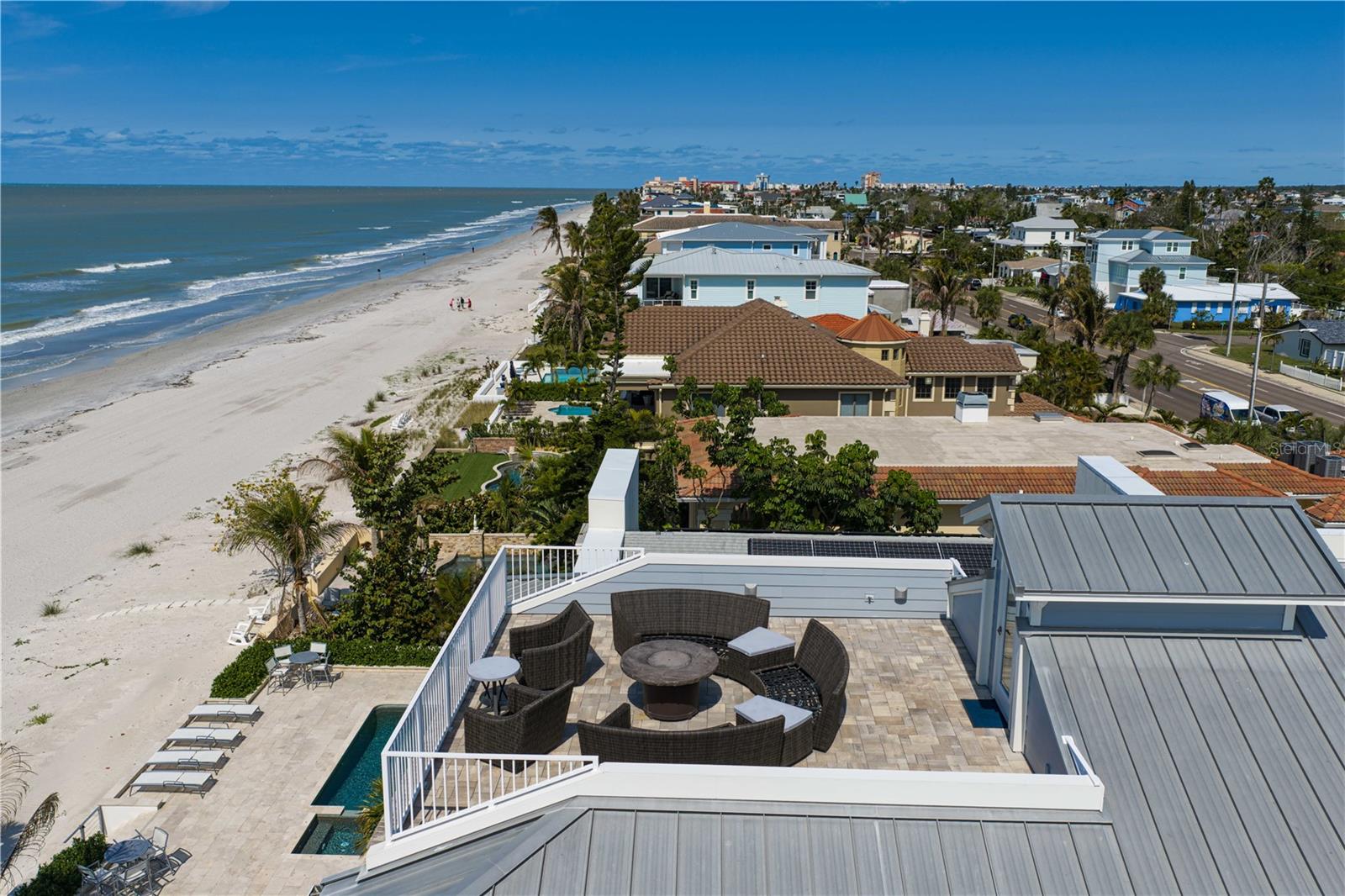 LONE PALM BEACH 1ST ADD - Residential