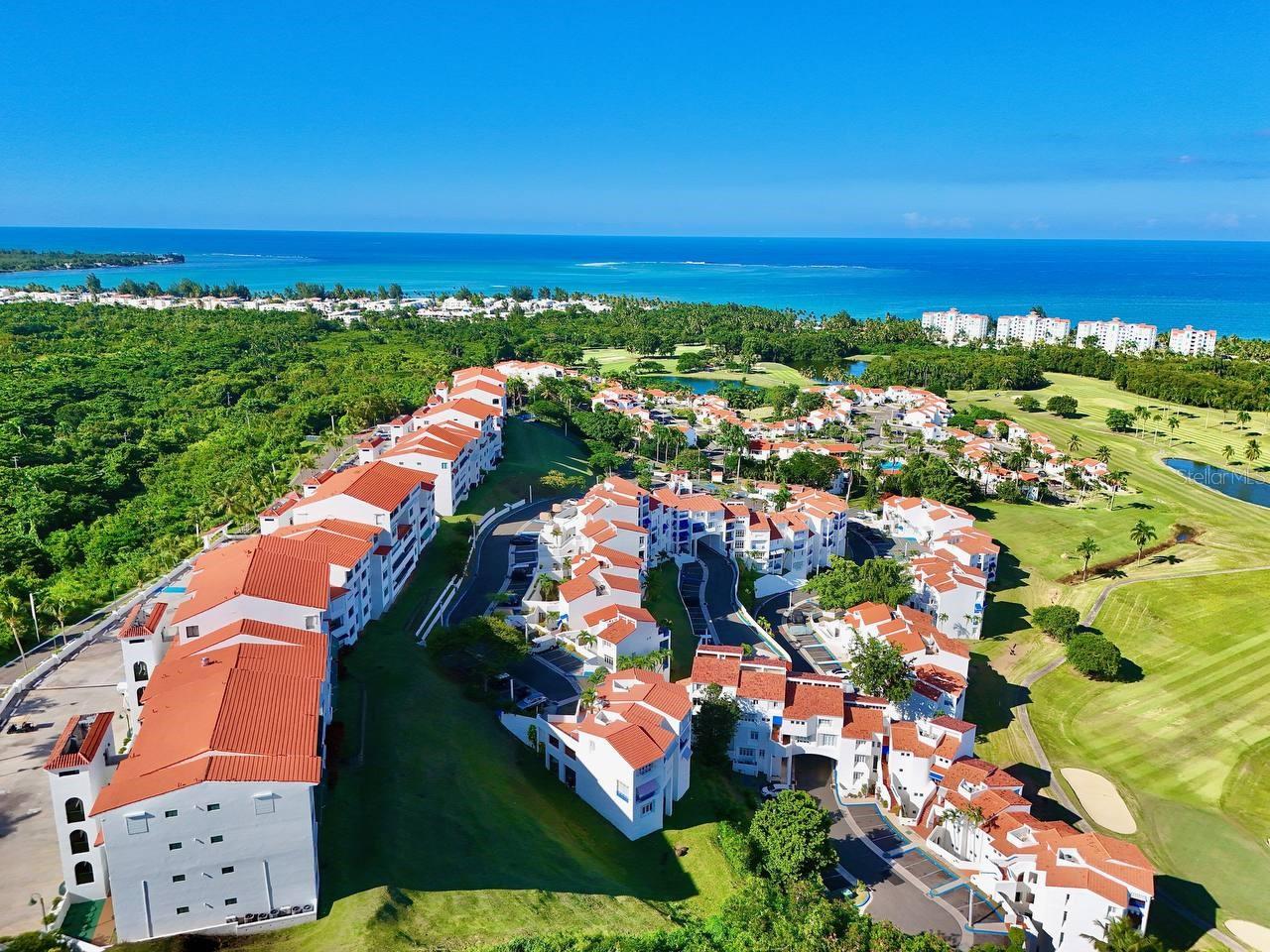 VILLA LAS BRISAS - Residential