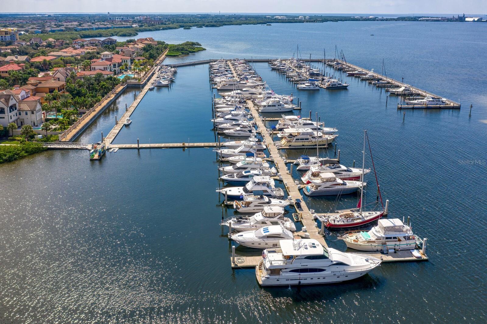 WESTSHORE YACHT CLUB PH 3B - Residential