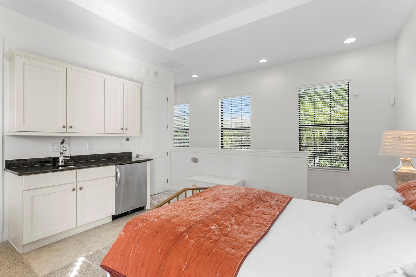 WESTSHORE YACHT CLUB PH 3B - Residential