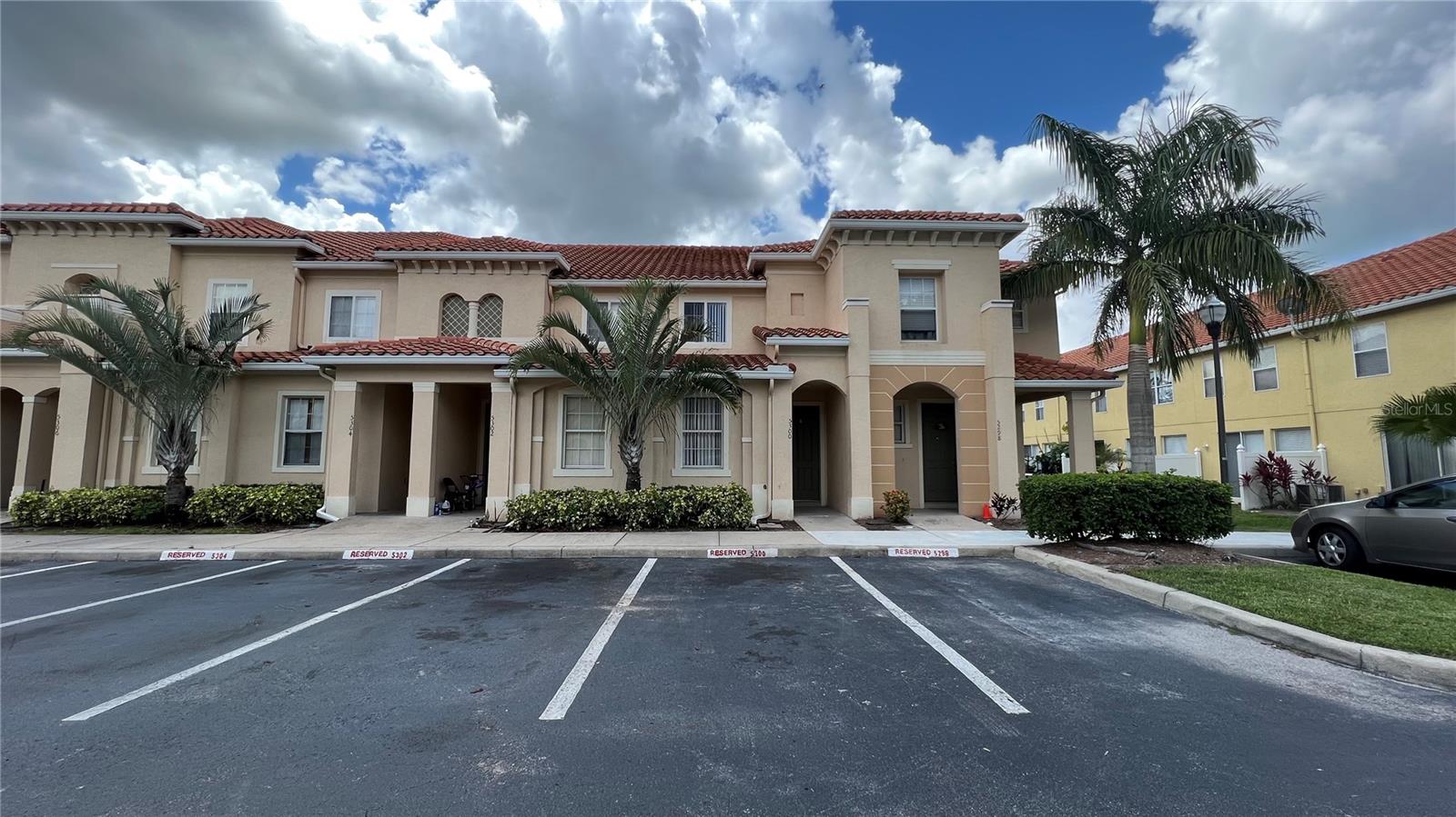 Beautiful townhome with 3 bedrooms and 3 bathrooms(1 bed and 1 bath downstairs) perfect for investment, in gated community Paradise Cay, a Mediterranean style community with red tile roof, about only 4 miles away from Disney maingate, walking distance to US 192, where a lot of restaurants, grocery stores and other convenient stores. Community amenities include a pool, cabana and playground area. Both short term rental and long-term rental are allowed.