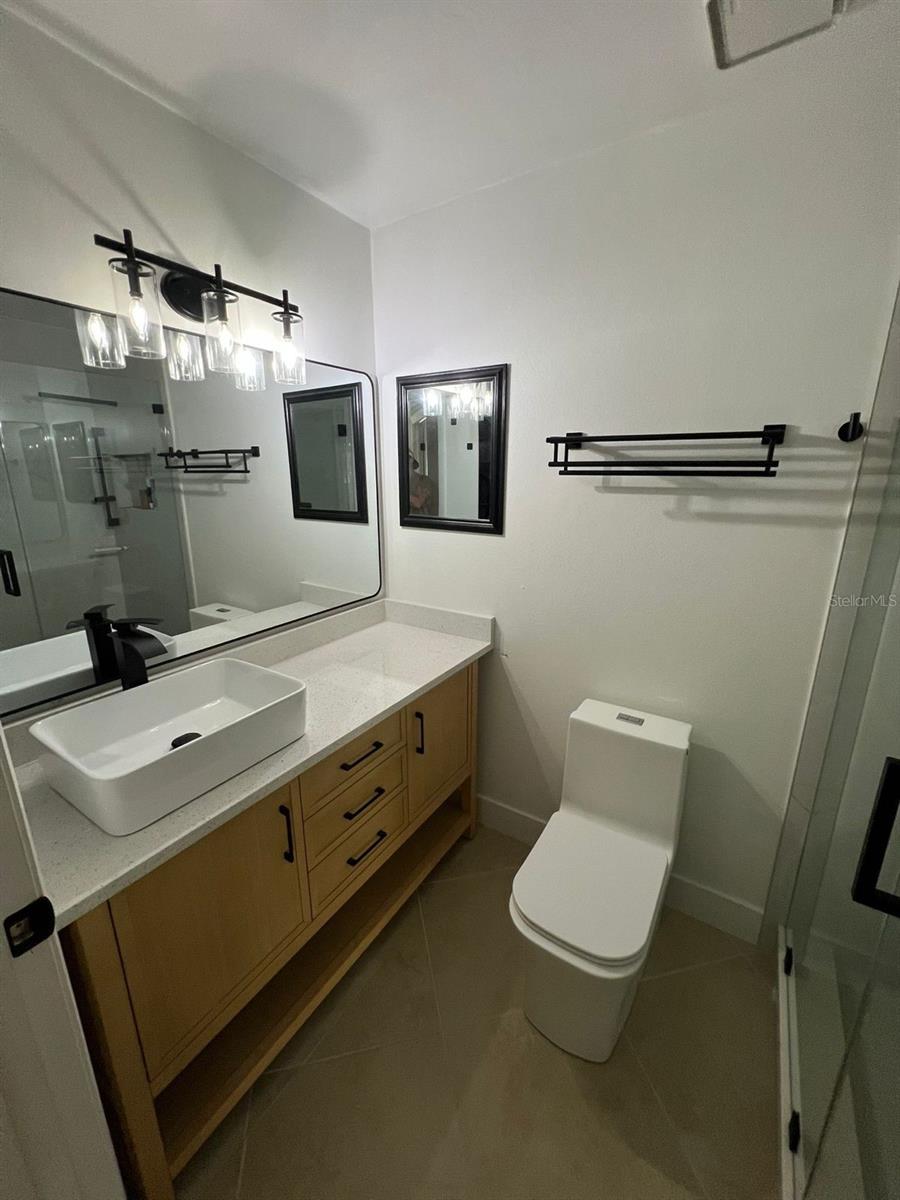 VALENCIA HILLS - Residential Lease