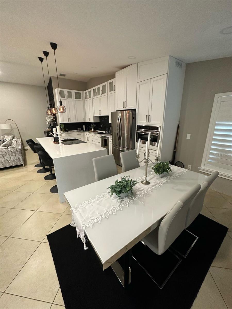 VALENCIA HILLS - Residential Lease