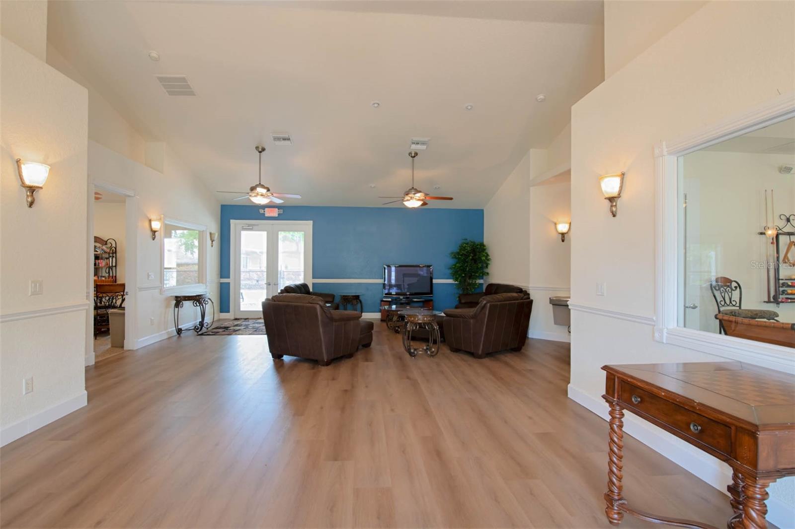 HARDWOOD TRAILS - Residential