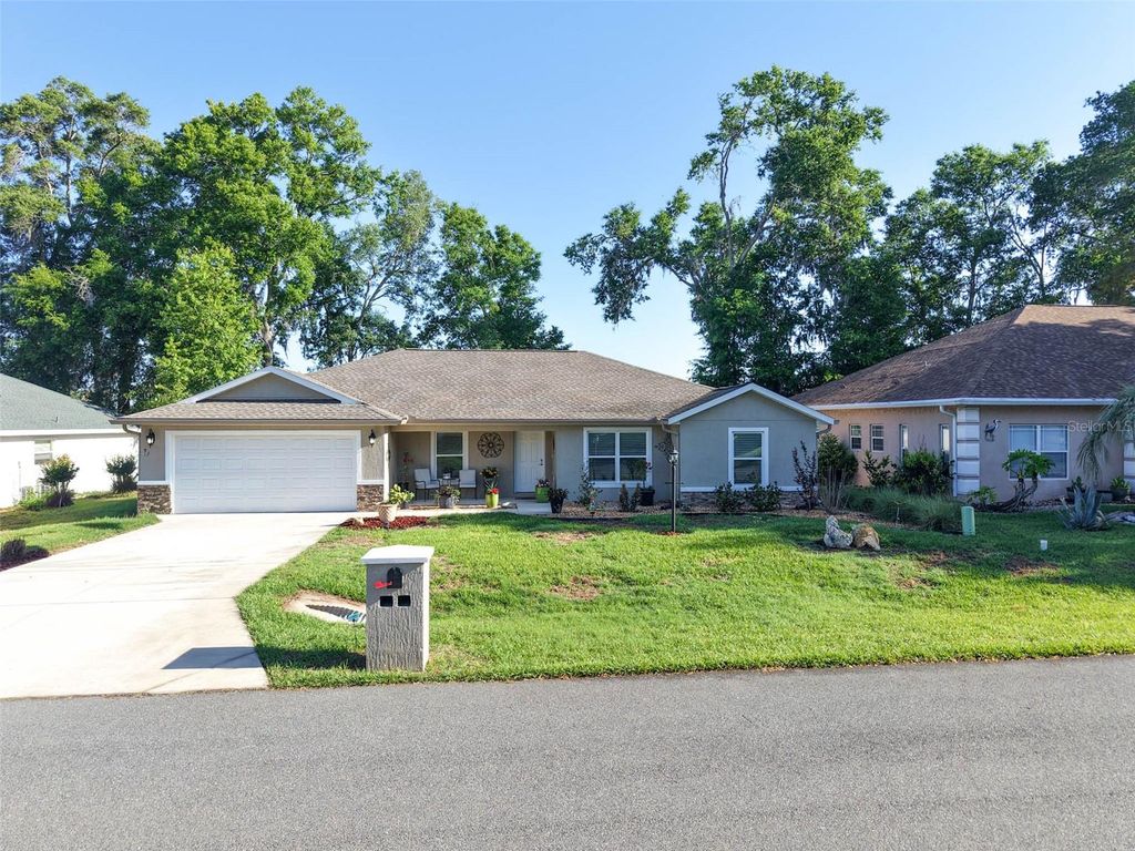 Photo of 9601 SW 53rd Circle, Ocala, FL 34476 (MLS # OM721266)