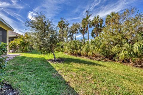 A home in PALMETTO