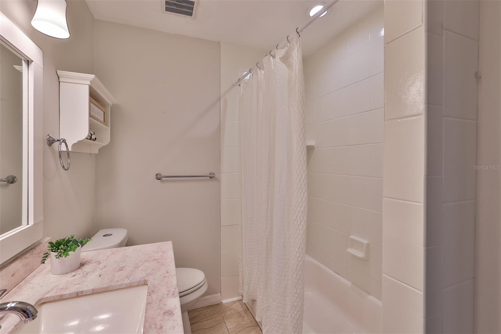 JUNGLE TERRACE SEC D - Residential Income