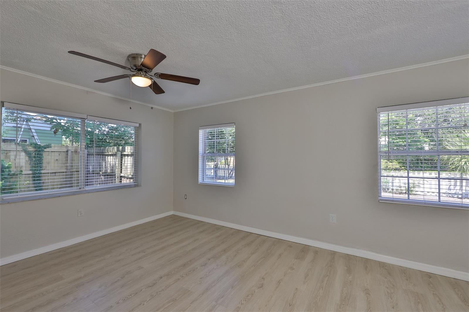 JUNGLE TERRACE SEC D - Residential Income