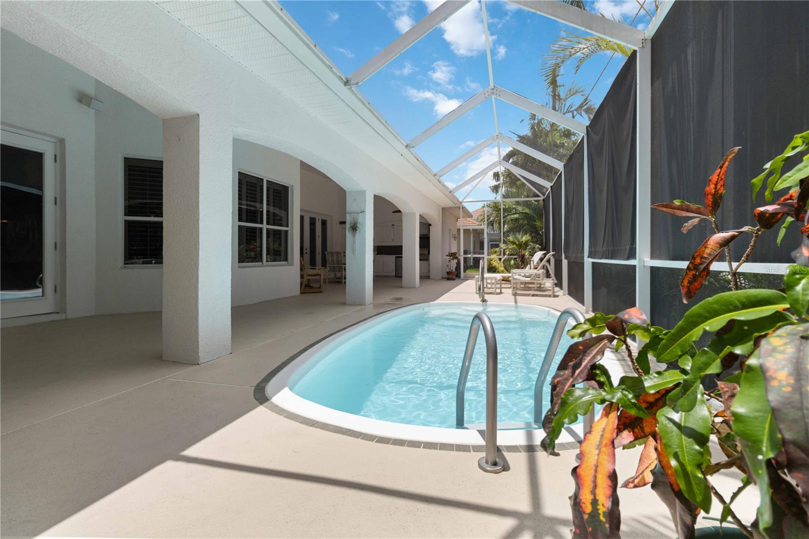 DISCOVERY BAY - Residential