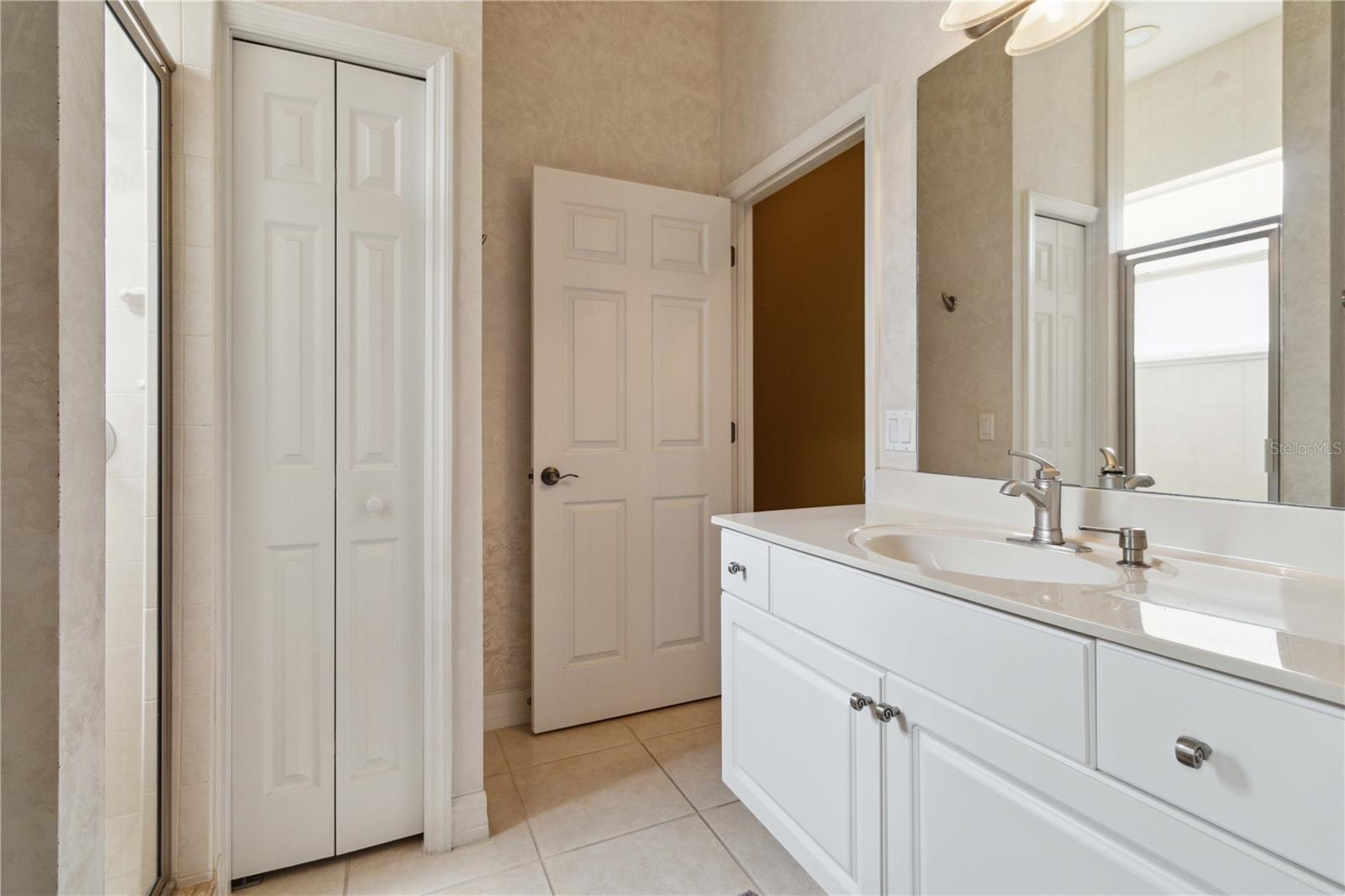 DISCOVERY BAY - Residential