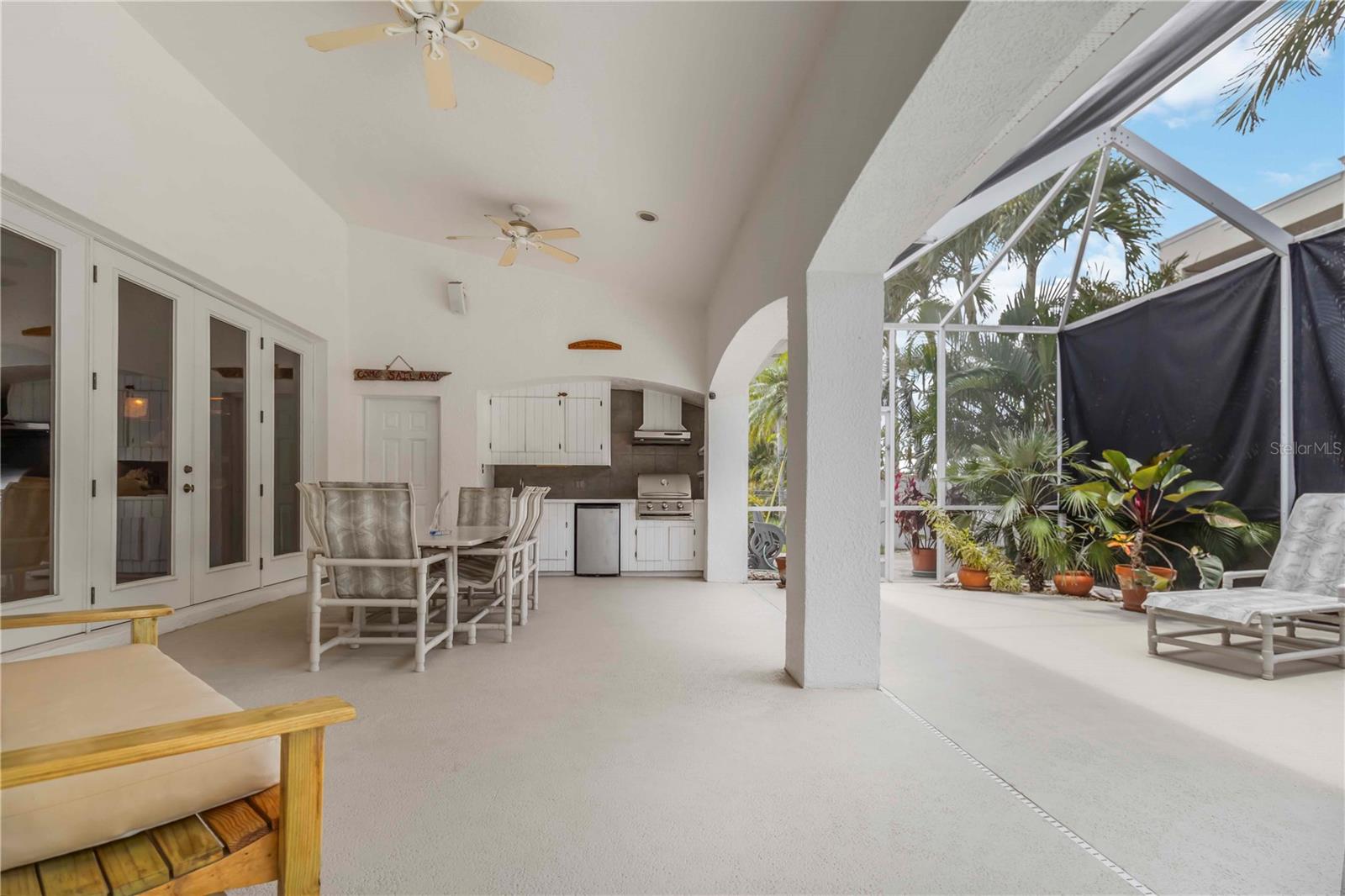 DISCOVERY BAY - Residential