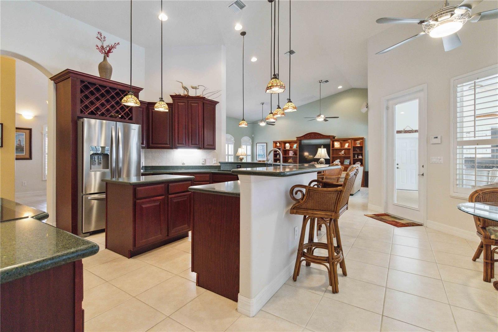 DISCOVERY BAY - Residential