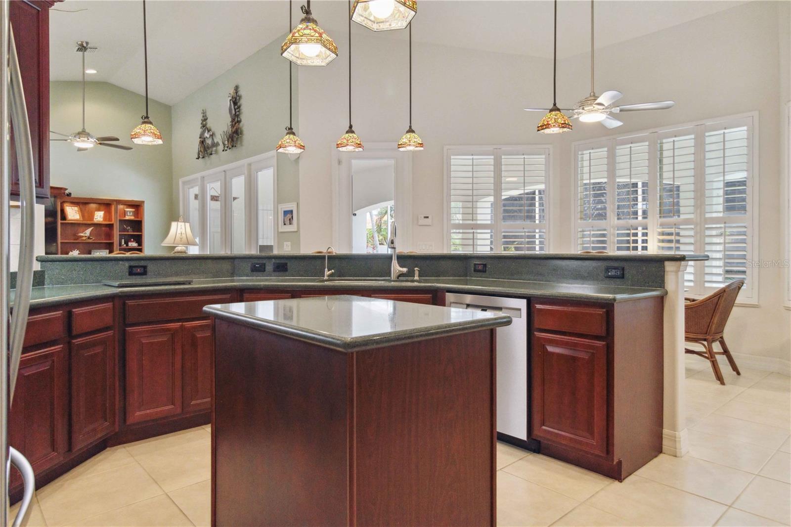 DISCOVERY BAY - Residential