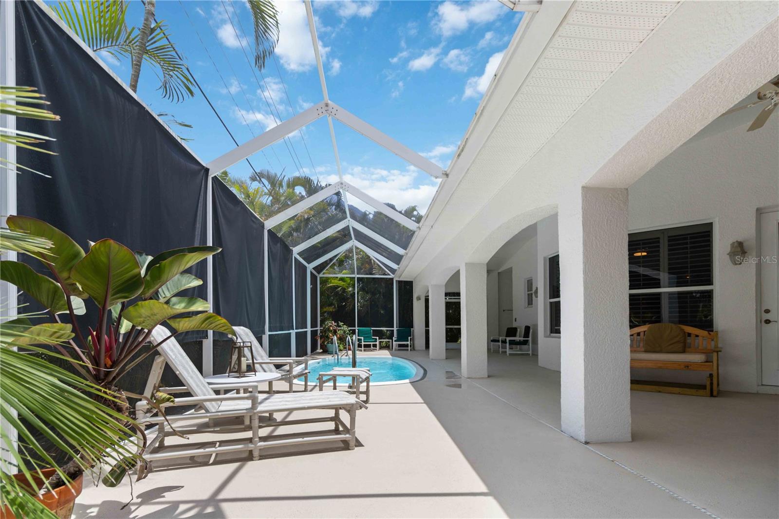 DISCOVERY BAY - Residential