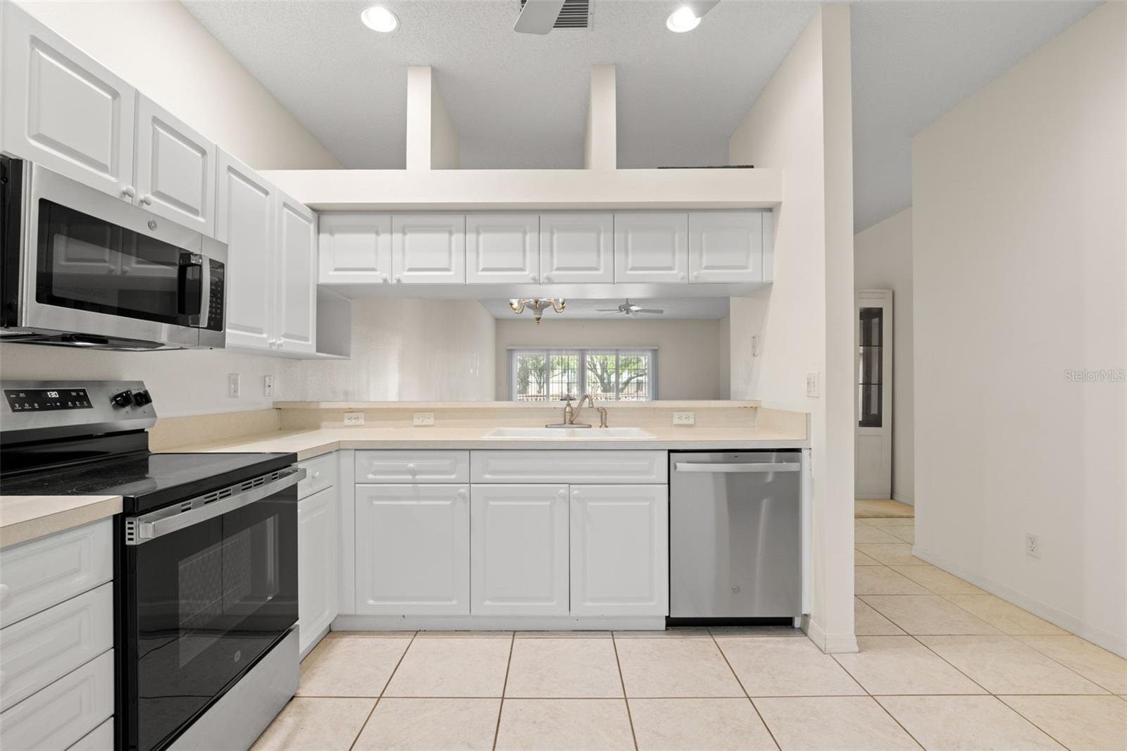 SHORES OF LONG BAYOU CONDO - Residential