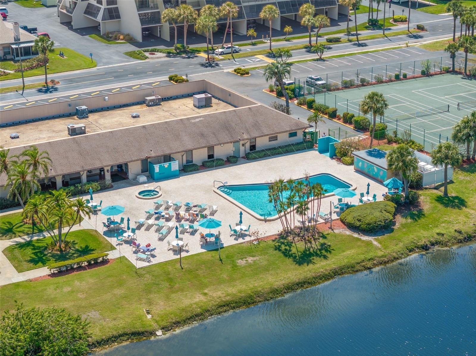 SHORES OF LONG BAYOU CONDO - Residential