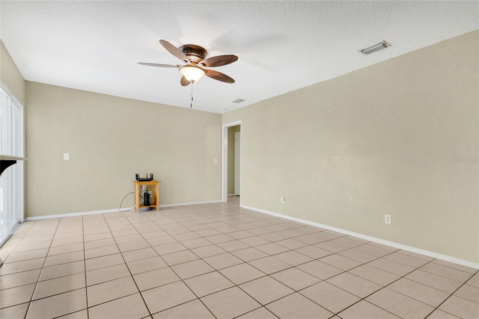 RIVER OAKS - Residential