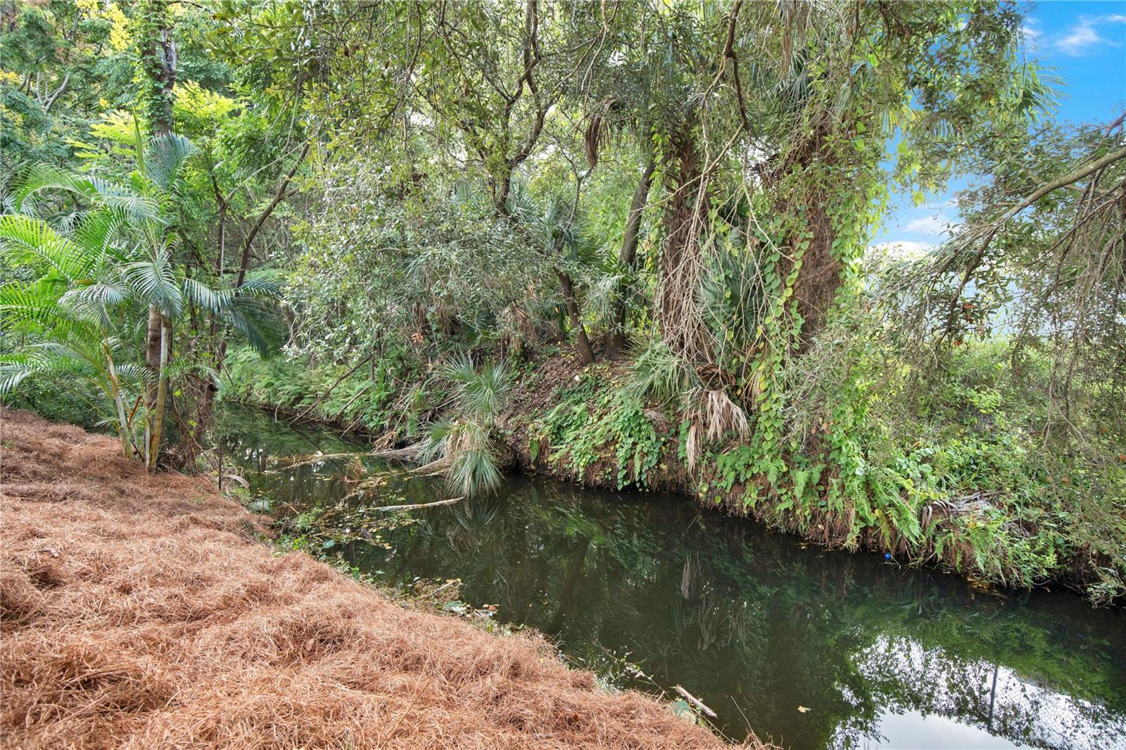 RIVER OAKS - Residential