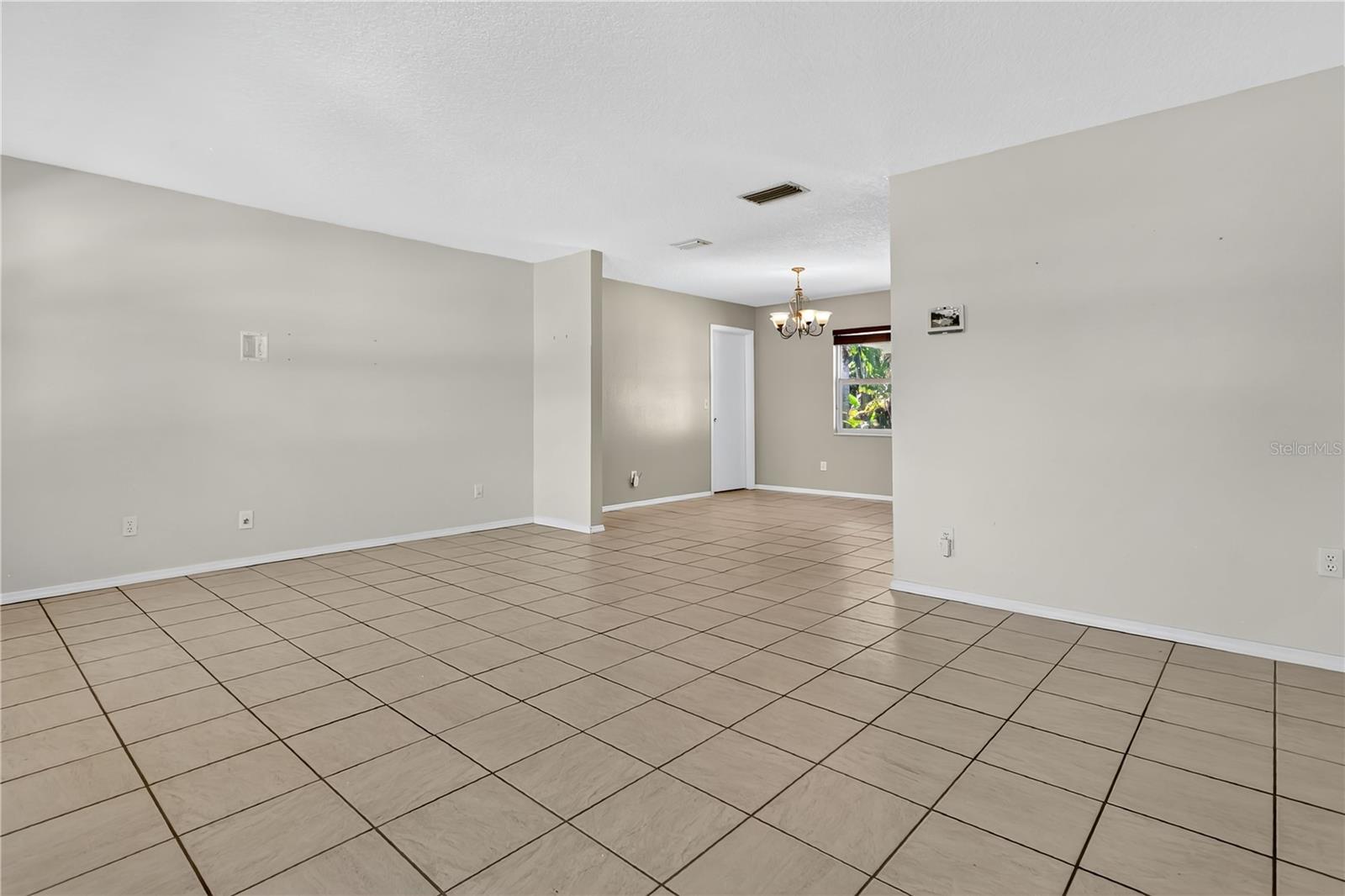 RIVER OAKS - Residential