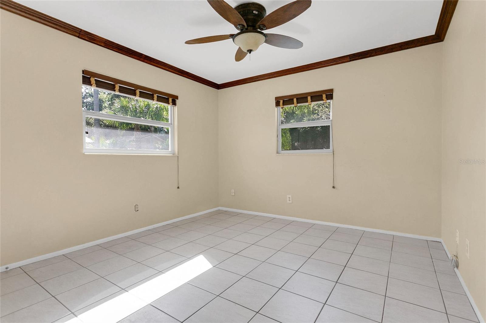 RIVER OAKS - Residential