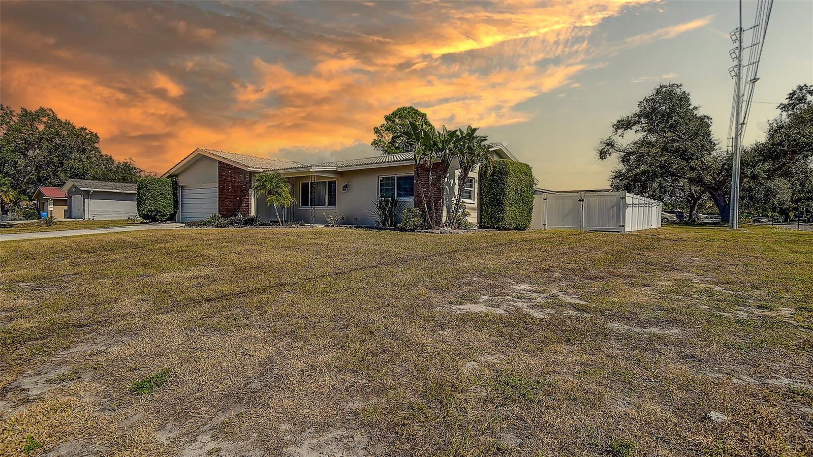 OAKHURST PARK - Residential