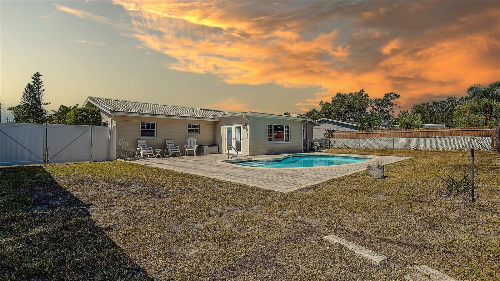 OAKHURST PARK - Residential