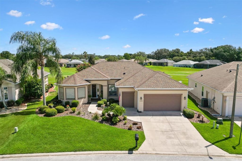 Photo of 11839 SE 173rd Lane Road, Summerfield, FL 34491 (MLS # OM705647)