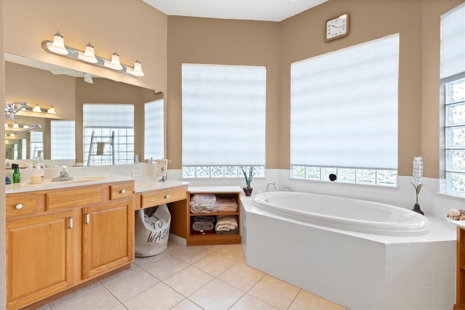 ENCLAVE/STONECREST UN 03 - Residential