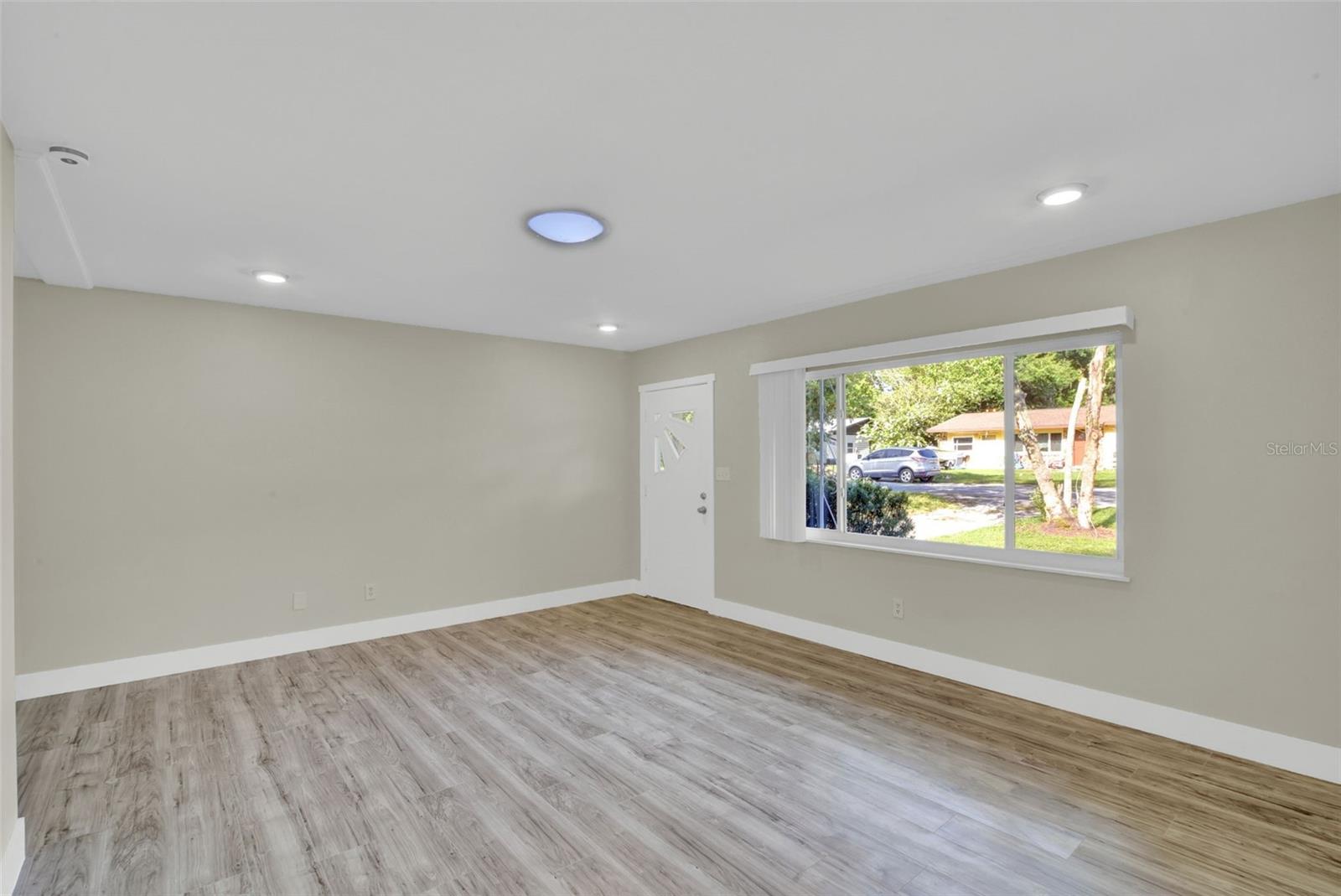 2621 SE 7TH COURT