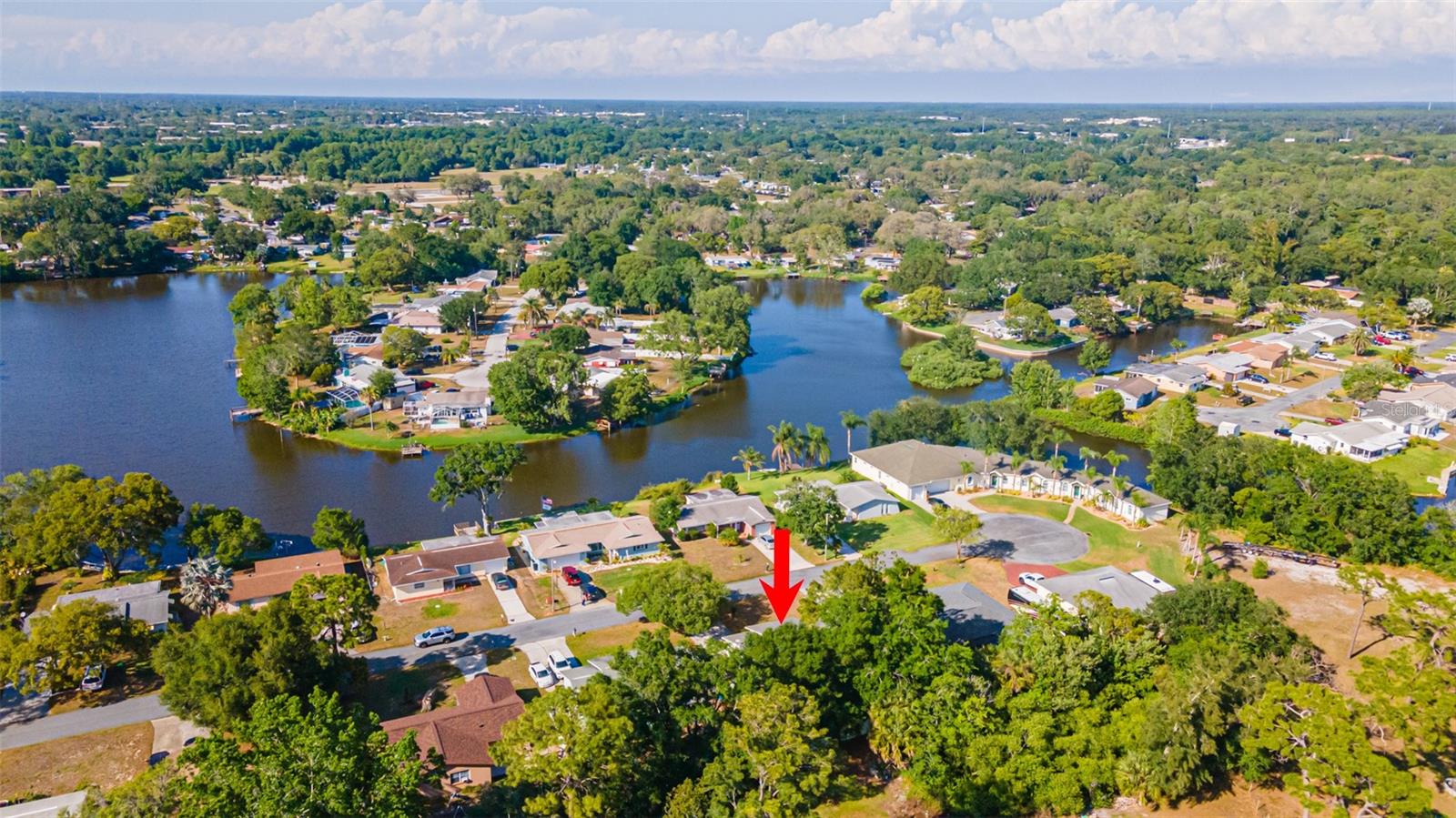 LAKEWOOD VILLAS - Residential Lease