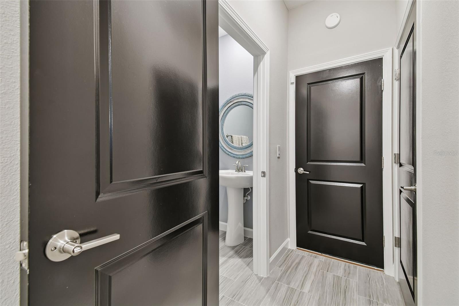 TOWNES AT CYPRESS RANCH - Residential