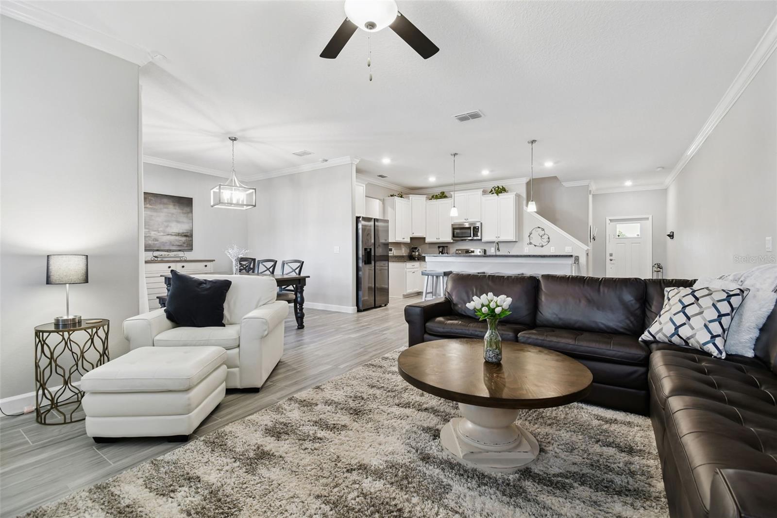 TOWNES AT CYPRESS RANCH - Residential